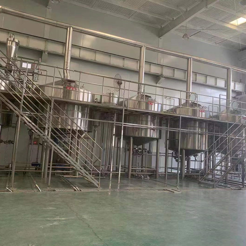 鄂城精酿啤酒设备厂—平面布置、设备设计、制造、调试、培训等一条龙服务_COPY
